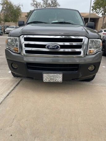 Al Khobar Al Shamalia, Vehicles, Cars & Trucks , SAR 65000,  Ford Expedition,  2013,  Automatic,  201696 KM,    Model For Sale. The Car Is In Good Condition And Well-maintained&mdash;a Sp