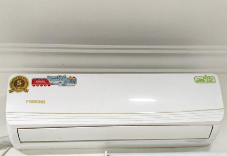 Al Malaz, Air Conditioners, SAR 1100,  Nikai 1.5 Ton Hot & Cool Air Conditioner &ndash; Excellent Condition