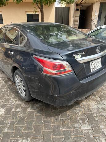 Riyadh, Vehicles, Cars & Trucks , SAR 28500,  Nissan Altima,  2014,  Automatic,  199800 KM,