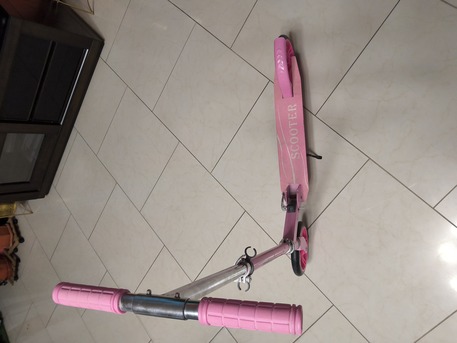 Juffair, Bicycles, BHD 5,  Children Scooty