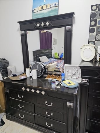 Jeddah, Furniture, SAR 1,  Sar1 Urgent Sell