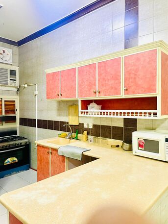 Al Malaz, Housing Exchanges, 4 BR,  00 Sq. Meter,  Fully Furnished 4-Room Apartment In Al Malaz &ndash; Near GOSI Metro