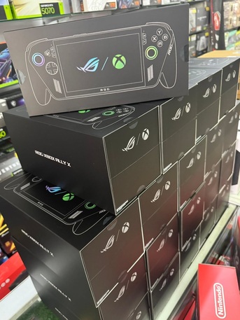 Dubai, Video Games, USD 300,  Sony PS5 Pro, Sony PS5, Nintendo Switch 2, Xbox Series X, Steam Deck OLED, Asus ROG Ally X