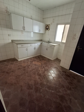 Hoora, Apartments, Flats, Houses & Villas, BHD 150/month,  2 BR,  2bhk 150bd With Out Ac Ewa Near City Mart Hoora
