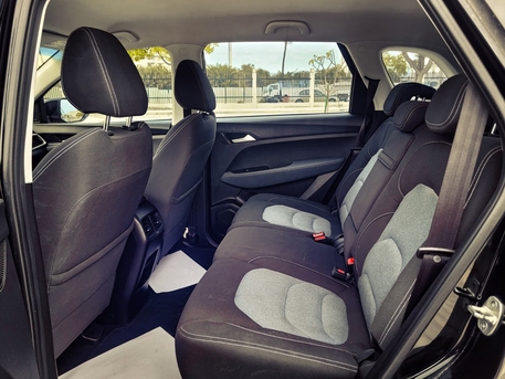 Manama, Vehicles, Cars & Trucks , BHD 1,  Chevrolet Captiva,  2021,  Automatic,  100000 KM,  BLACK COLOR