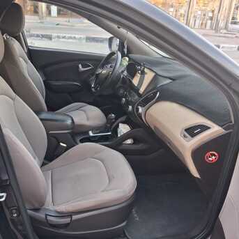 Dammam, Vehicles, Cars & Trucks , SAR 28500,  Hyundai Tucson,  2016,  Automatic,  335000 KM,  Full Options  Double Sunroof