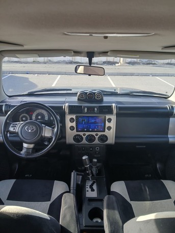 Zinj, Vehicles, Cars & Trucks , BHD 4500,  Toyota FJ Cruiser,  2008,  Automatic,  416000 KM,    4X4 CAR FOR SALE