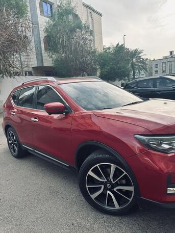 Jeddah, Vehicles, Cars & Trucks , SAR 47000,  Nissan Xtrail Full Option,  2018,  Automatic,  172050 KM,