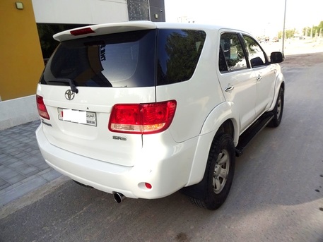 Bilad Al Qadeem, Vehicles, Cars & Trucks , BHD 3300,  Toyota Fortuner,  2008,  Automatic,  182000 KM,   V4 4WD 7 SEATER SUV FOR SALE