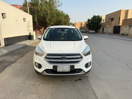 Riyadh, Vehicles, Cars & Trucks , SAR 33000,  Ford Escape,  2017,  Automatic,  80445 KM,