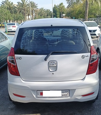 Manama, Vehicles, Cars & Trucks , BHD 1650,  Hyundai I10,  2015,  Automatic,  90000 KM,   White For Sale