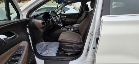 Riyadh, Vehicles, Cars & Trucks , SAR 57000,  Hyundai Santa Fe,  2019,  Automatic,  250 KM,