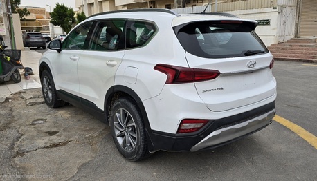 Riyadh, Vehicles, Cars & Trucks , SAR 57000,  Hyundai Santa Fe,  2019,  Automatic,  250000 KM,