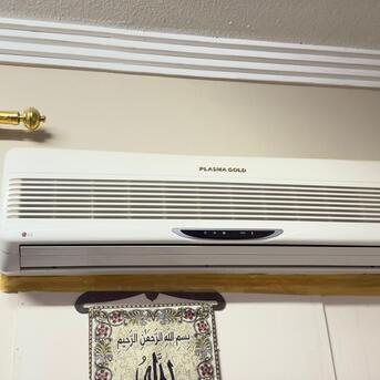 Hara, Air Conditioners, SAR 700,  2 LG SPLIT AC AND CARIEER WINDOW AC FOR SALE