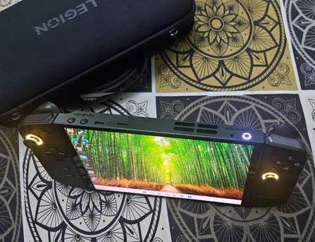 Olaya, Electronics, SAR 1950,  Lenovo Legion GO