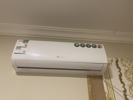 Khobar, Air Conditioners, SAR 1000,  Split AC 1.0 Tons White Westinghouse House And Manual Washing Machine LG 5.0 KG