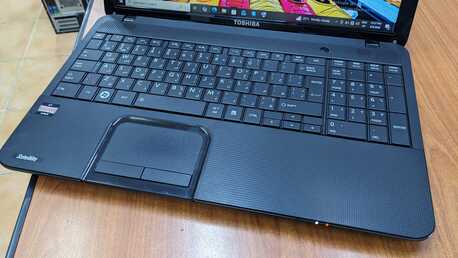 Manama, Computers, BHD 53,  Toshiba AMD E1-1200 With AMD Radeon Graphics Laptop 8GB Ram (SSD 10x Fast) 15.6" Display