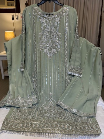 Khobar, Clothing & Accessories, Pakistani Stitched Dresses