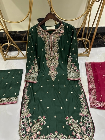 Thuqbah, Clothing & Accessories, SAR 200,  Ready To Wear Silk