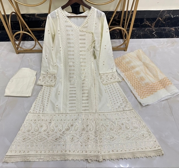 Thuqbah, Clothing & Accessories, SAR 170,  Ready To Wear Cotton Lawn
