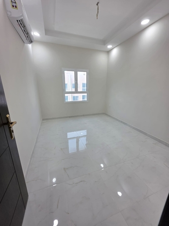 Hidd, Apartments, Flats, Houses & Villas, BHD 240,  3 BR,  Luxury Flat With AC For Rent In Hidd
