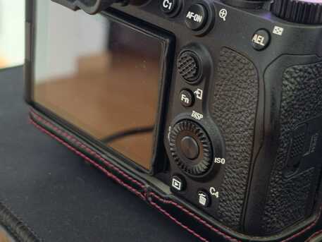 Juffair, Photo & Video, BHD 699,  Sony A7IV Like New, Mint Condition - Dealer Checked, Body Only