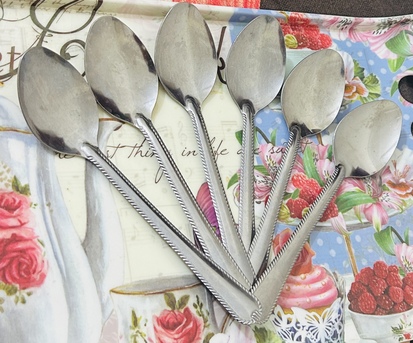 Jeddah, Household Items, SAR 25,  Spoon With Stand