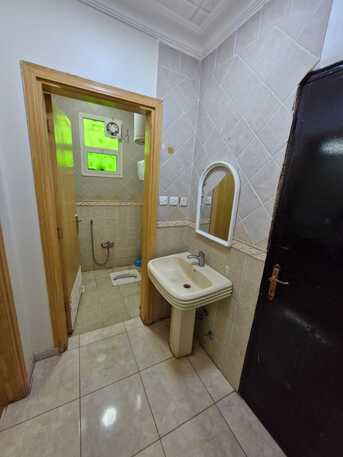 Dhahrat Laban, Rooms for Rent, SAR 1500/month,  Furnished,  Family Room