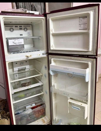 Jeddah, Air Conditioners, SAR 1500,  I Am Selling My House Hold Item Led Tv, Fridge,ac,king Size Bed With Metros