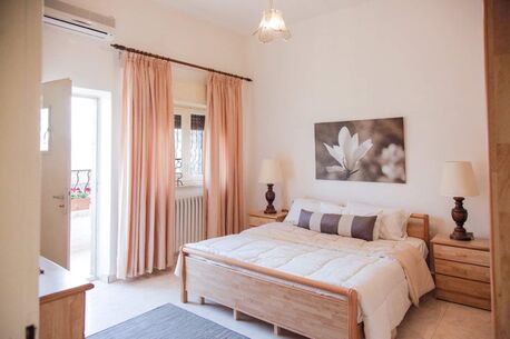 Amman, Apartments, Flats, Houses & Villas, JOD 600/month,  2 BR,  120 Sq. Meter,  Fully Furnished In Jabal Amman-Two Bedroom.