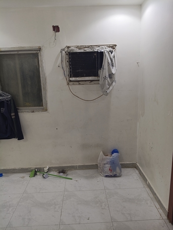 Naseem, Apts/Flats Wanted, SAR 1400/month,  Room Available For Bachelor