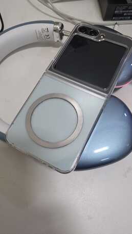 Al Malaz, Mobile Phones, SAR 1250,  SAMSUNG FLIP 5