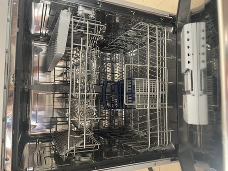 Yanbu, Household Items, SAR 350,  Samsung Dishwasher Good Condition At Throwaway Price