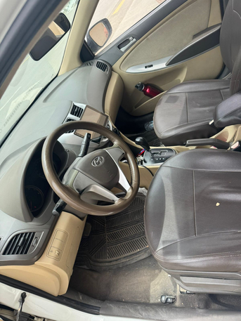 Riyadh, Vehicles, Cars & Trucks , SAR 18000,  Hyundai Accent,  2012,  Automatic,  318000 KM,  Hunday Accent  Model