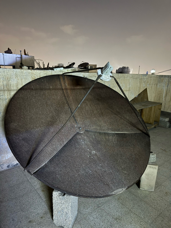 Riyadh, Electronics, SAR 600,  Big Dish Antenna With LNB And Airtel Box