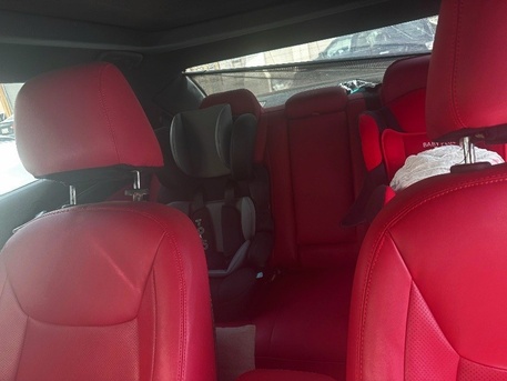 Riyadh, Vehicles, Cars & Trucks , SAR 60000,  Chrysler C300 V8,  2013,  Automatic,  327436 KM,  Chrysler C300  (V8)Full Option For Sale