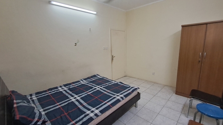 Adliya, Apartments, Flats, Houses & Villas, BHD 150,  Studio Flat In Adliya With EWA