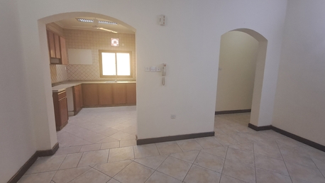 Hoora, Apartments, Flats, Houses & Villas, BHD 220,  2 BR,  Semifurnished 2 Bed Room Flat In Hoora With Electricity