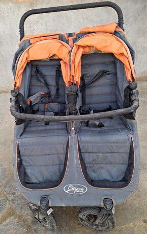 Riyadh, Baby & Kid Stuff, SAR 230,  Double Baby Stroller Used عربة أطفال مزدوجة مستعملة