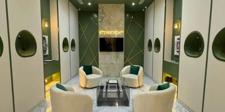 Jumeirah, Watches, AED 1000,  Pre Owned Luxury Watches In Dubai For Sale