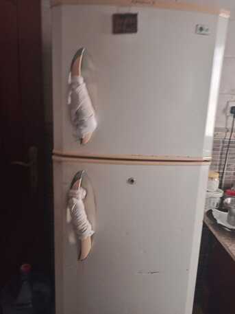 Juffair, Furniture, BHD 100,  I Am Willing To Sell My Furnitures, Fridge & Washing Machine (Using By Family)