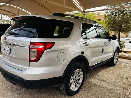 Riyadh, Vehicles, Cars & Trucks , SAR 27000,  Ford Explorer,  2011,  280 KM,  Family Used Vehicle