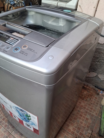 Jeddah, Appliances, SAR 650,  ✓LG 10 KG Top Load Fully Automatic Washing Machine Silver Colour