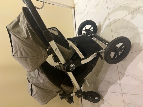 Riyadh, Baby & Kid Stuff, SAR 3000,  Stroller (twin)