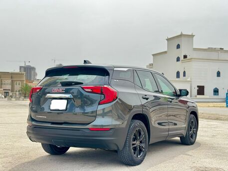 Manama, Vehicles, Cars & Trucks , BHD 3900,  Gmc Terrain,  2019,  Automatic,  99000 KM,  Agency Service