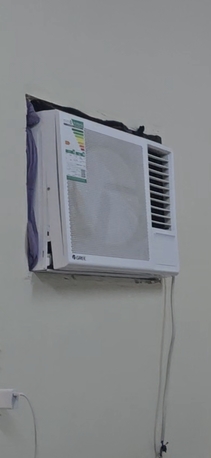 Hofuf, Air Conditioners, SAR 1250,  SELLING 2 GREE WINDOW AC ( USED FOR 3 MONTHS)