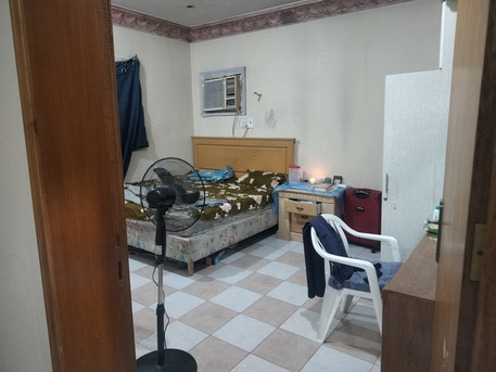 Dammam, Apartments, Flats, Houses & Villas, SAR 650/month,  Furnished,  2 BR,  100 Sq. Meter,  Room For Rent