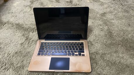 Jubail, Computers, SAR 1100,  Apple MacBook Pro 13  - A1278 Ci5 2.5GHz - 8GB RAM - 512GB SSD