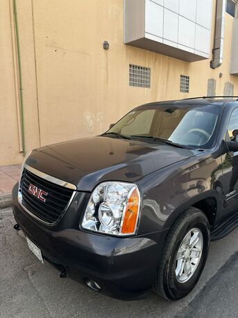 Riyadh, Vehicles, Cars & Trucks , SAR 35500,  GMC Yukon &ndash; Ready To Drive,  2011,  Automatic,  302500 KM,