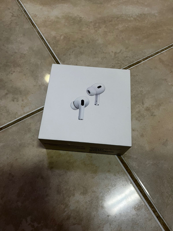Riyadh, Mobile Phones, SAR 650,  Apple AirPods Pro (2nd Generation) For Sale